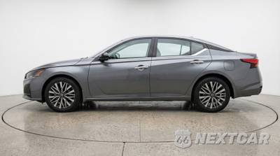 2025 Nissan Altima SV - zdjęcie 4 z 12 - miniatura