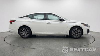2025 Nissan Altima SV - zdjęcie 8 z 12 - miniatura