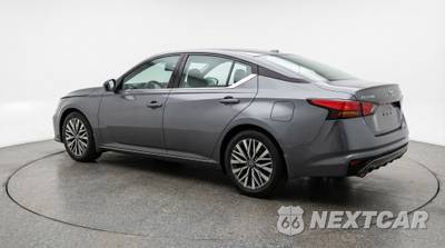 2025 Nissan Altima SV - zdjęcie 5 z 12 - miniatura