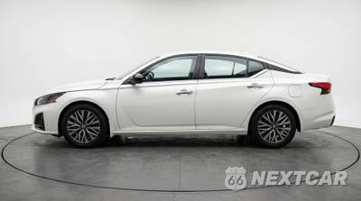2025 Nissan Altima SV - zdjęcie 4 z 12 - miniatura