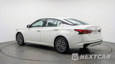 2025 Nissan Altima SV - zdjęcie 5 z 12 - miniatura