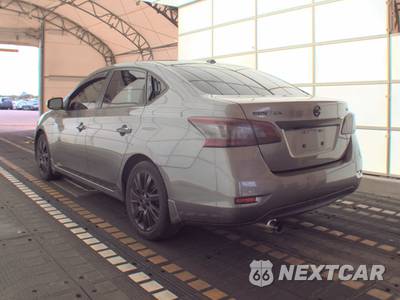 2015 Nissan Sentra SL - zdjęcie 6 z 47 - miniatura