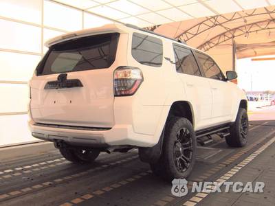 2021 Toyota 4Runner TRD Off-Road Premium - zdjęcie 4 z 28 - miniatura