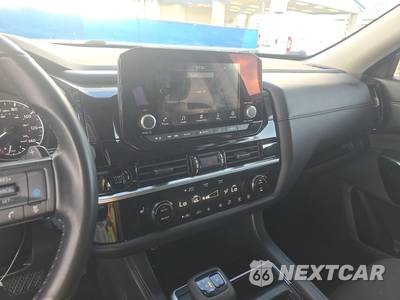2025 Nissan Pathfinder SV - zdjęcie 11 z 19 - miniatura