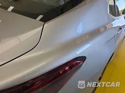 2022 Toyota Camry SE - zdjęcie 18 z 20 - miniatura