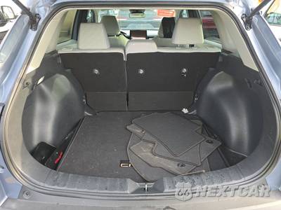 2024 Toyota Corolla Cross L - zdjęcie 11 z 18 - miniatura
