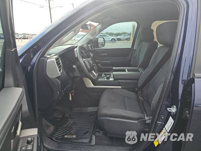 2023 Toyota Tundra SR5 Crew Cab Short Bed - zdjęcie 5 z 18 - miniatura