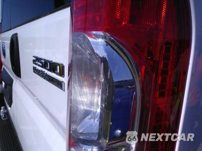 2025 Ram ProMaster 2500 Cargo Van Tradesman w/Passenger Seat Low Roof 136.0" WB - zdjęcie 21 z 22 - miniatura