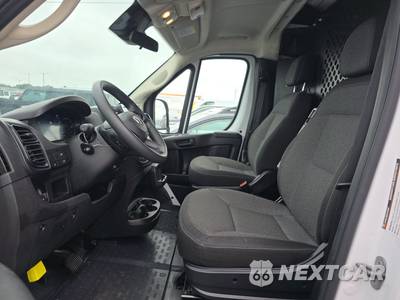 2025 Ram ProMaster 2500 Cargo Van Tradesman w/Passenger Seat Low Roof 136.0" WB - zdjęcie 7 z 22 - miniatura