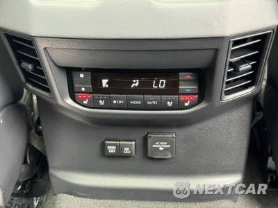 2023 Toyota Sequoia Platinum - zdjęcie 36 z 48 - miniatura