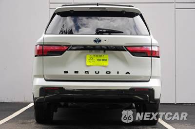 2023 Toyota Sequoia Platinum - zdjęcie 9 z 48 - miniatura