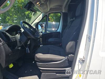 2025 Ram ProMaster 2500 Cargo Van Tradesman w/Passenger Seat Low Roof 136.0" WB - zdjęcie 7 z 28 - miniatura