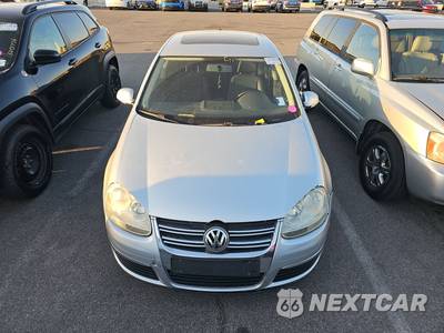 2009 Volkswagen Jetta Sedan SE - zdjęcie 2 z 17 - miniatura