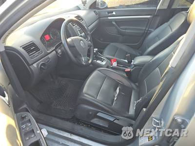 2009 Volkswagen Jetta Sedan SE - zdjęcie 7 z 17 - miniatura