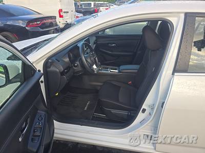 2023 Nissan Sentra SV - zdjęcie 7 z 21 - miniatura