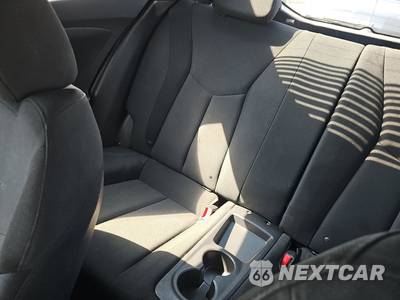 2013 Hyundai Veloster RE:MIX Edition - zdjęcie 13 z 18 - miniatura