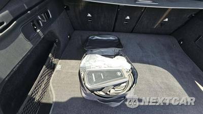 2025 Mercedes-Benz GLC 350e - zdjęcie 21 z 21 - miniatura