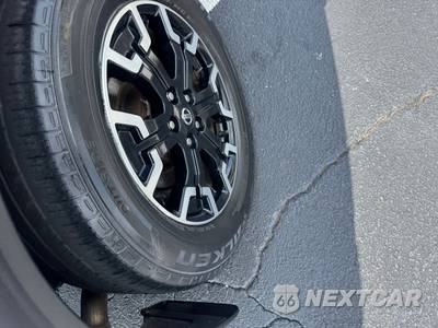 2020 Nissan Pathfinder SV - zdjęcie 13 z 26 - miniatura