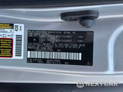 2025 Toyota Sienna LE 8-Passenger 120.5" WB - zdjęcie 34 z 34 - miniatura
