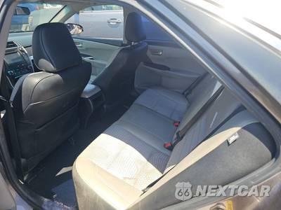 2015 Toyota Camry SE - zdjęcie 13 z 27 - miniatura