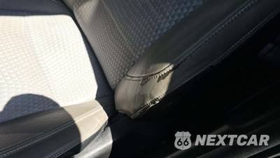 2015 Toyota Camry SE - zdjęcie 27 z 27 - miniatura
