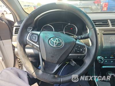 2015 Toyota Camry SE - zdjęcie 10 z 27 - miniatura