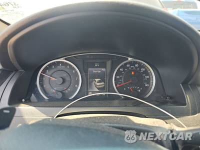 2015 Toyota Camry SE - zdjęcie 12 z 27 - miniatura