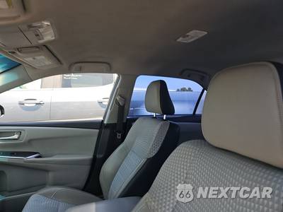 2015 Toyota Camry SE - zdjęcie 14 z 27 - miniatura