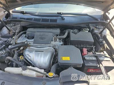 2015 Toyota Camry SE - zdjęcie 16 z 27 - miniatura