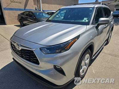 2023 Toyota Highlander LE - zdjęcie 1 z 22 - miniatura