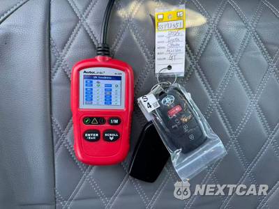 2025 Toyota Sienna LE 8-Passenger 120.5" WB - zdjęcie 16 z 34 - miniatura