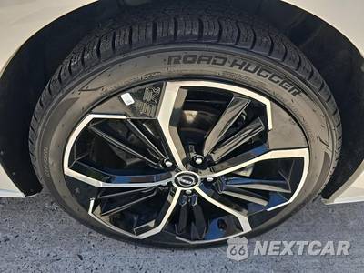 2025 Nissan Altima SR - zdjęcie 9 z 22 - miniatura