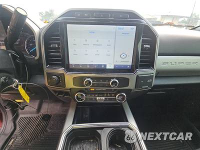 2022 Ford Super Duty F-250 Lariat Crew Cab Medium Bed - zdjęcie 11 z 29 - miniatura