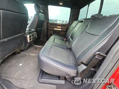2022 Ford Super Duty F-250 Lariat Crew Cab Medium Bed - zdjęcie 13 z 29 - miniatura