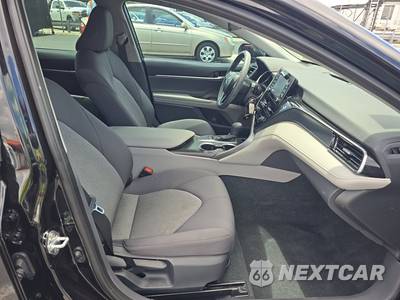 2024 Toyota Camry LE - zdjęcie 8 z 23 - miniatura