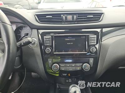 2022 Nissan Rogue Sport SV - zdjęcie 11 z 34 - miniatura