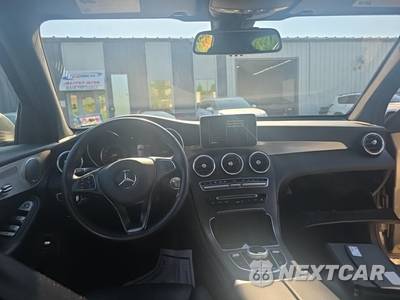 2019 Mercedes-Benz GLC 300 4MATIC - zdjęcie 14 z 22 - miniatura