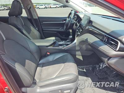 2023 Toyota Camry XSE - zdjęcie 8 z 23 - miniatura