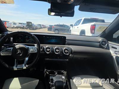 2020 Mercedes-Benz AMG A 35 4MATIC - zdjęcie 11 z 36 - miniatura