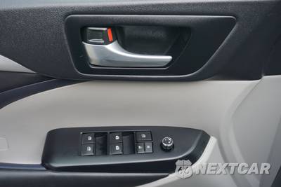 2015 Toyota Highlander XLE - zdjęcie 10 z 43 - miniatura