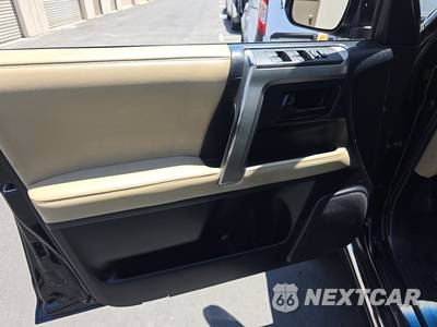 2013 Toyota 4Runner SR5 - zdjęcie 9 z 28 - miniatura