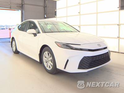 2025 Toyota Camry LE - zdjęcie 3 z 21 - miniatura