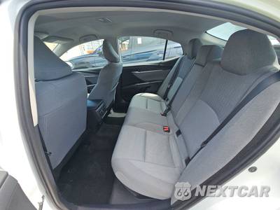 2025 Toyota Camry LE - zdjęcie 13 z 21 - miniatura