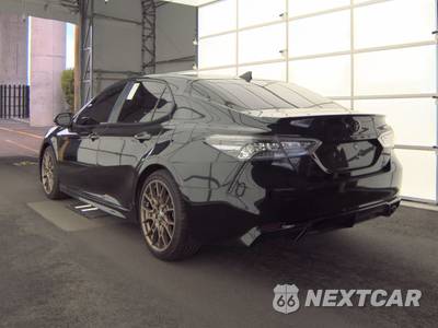 2023 Toyota Camry SE Nightshade Edition - zdjęcie 6 z 27 - miniatura