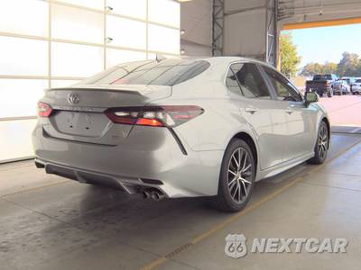 2024 Toyota Camry SE - zdjęcie 4 z 24 - miniatura