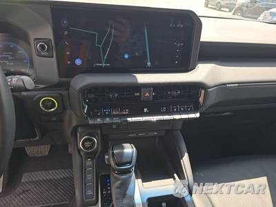 2024 Toyota Land Cruiser - zdjęcie 11 z 20 - miniatura