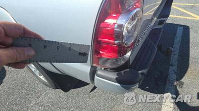 2010 Toyota Tacoma Extended Cab Medium Bed w/Rear Doors - zdjęcie 32 z 36 - miniatura