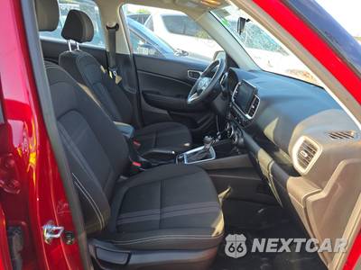 2025 Hyundai Venue SEL - zdjęcie 8 z 23 - miniatura