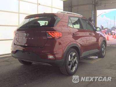 2025 Hyundai Venue SEL - zdjęcie 4 z 23 - miniatura