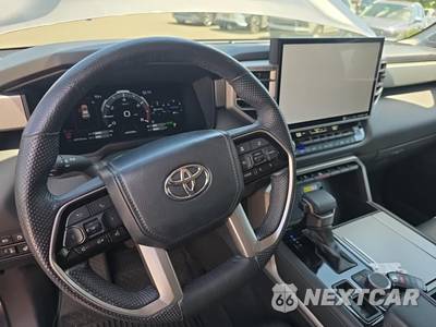 2024 Toyota Sequoia Limited - zdjęcie 14 z 31 - miniatura